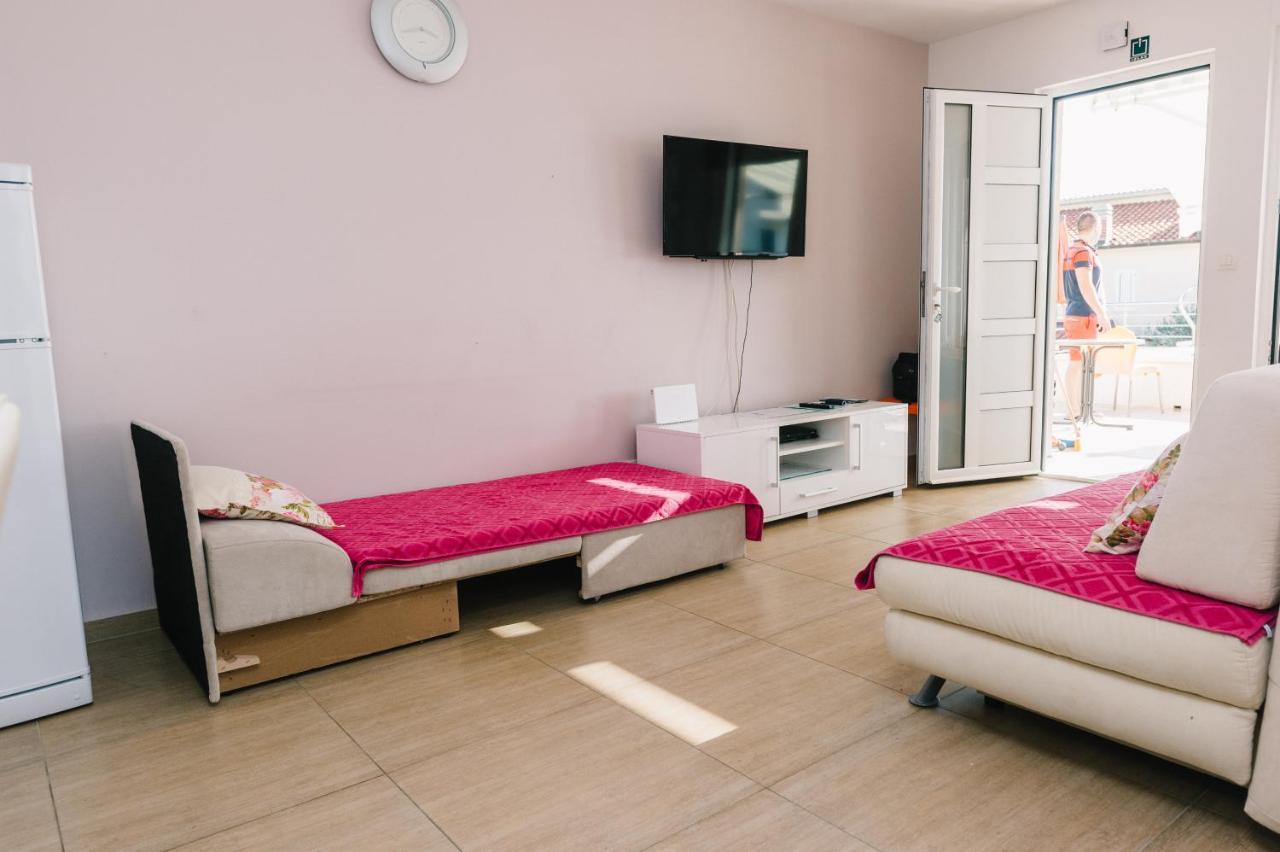 Apartmani Mila Brela Exterior photo